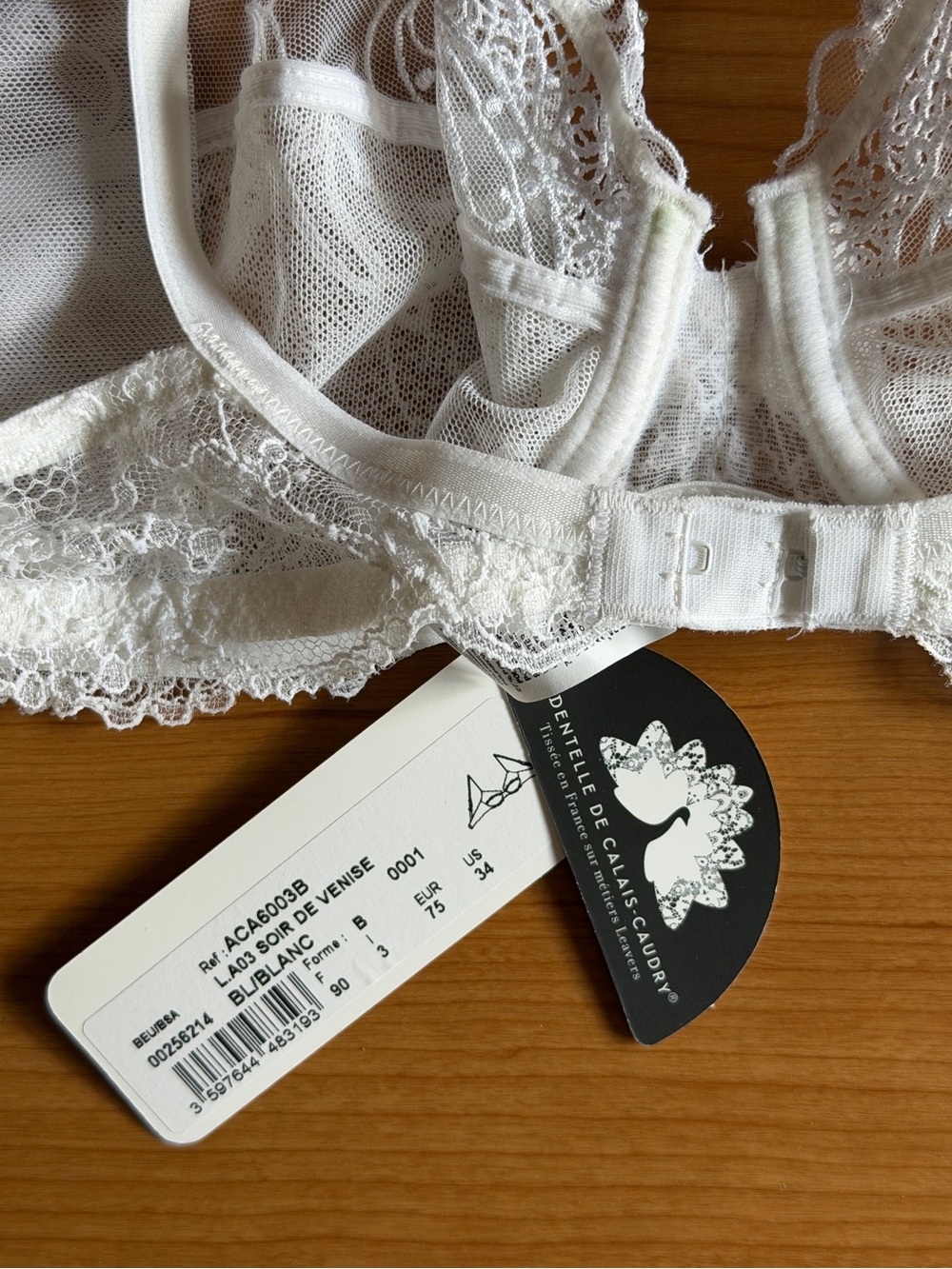 NWT Lise Charmel Soir de Venise Full Cup Bra in White - Picture 7 of 7